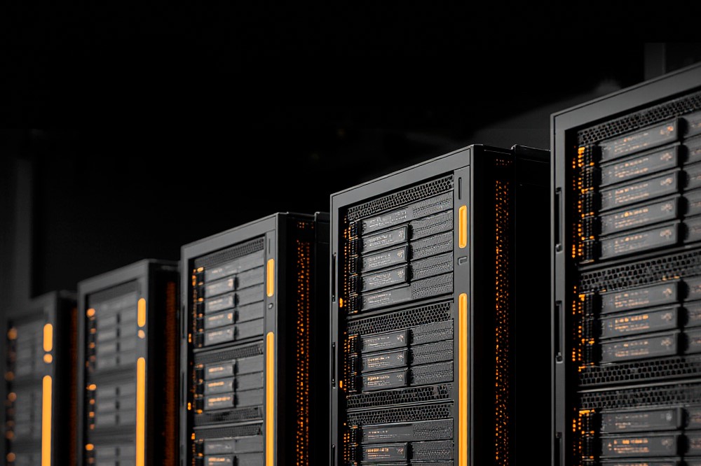 ЦОД без слабых мест: что нужно для создания дата-центра, который не подведет?